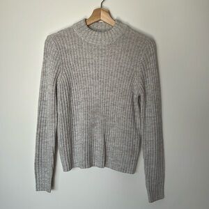 H&M | S Gray Mock Neck Sweater